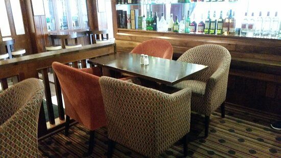 Enclosure Bar & Bistro